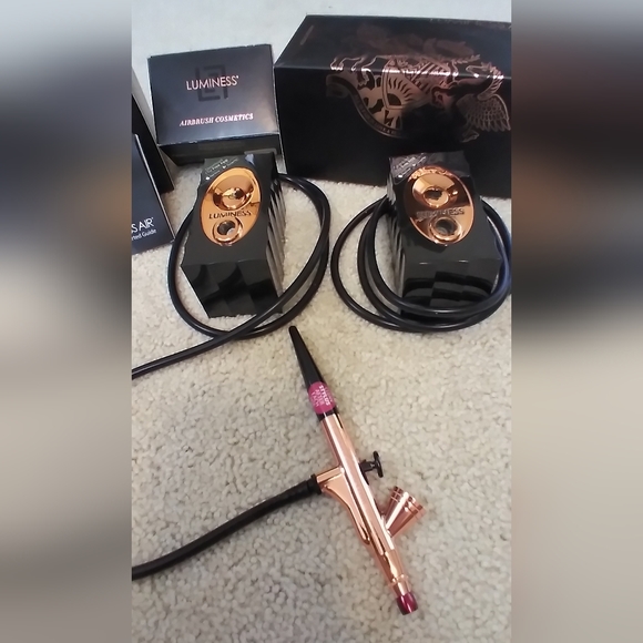 Luminess Icon Airbrush Foundation System - Picture 3 of 6